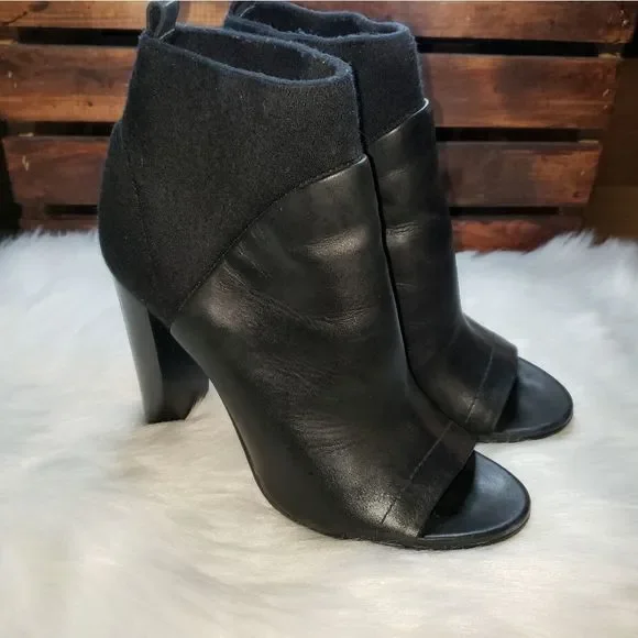 Vince Aren Open Toe Booties - Picture 7 of 10